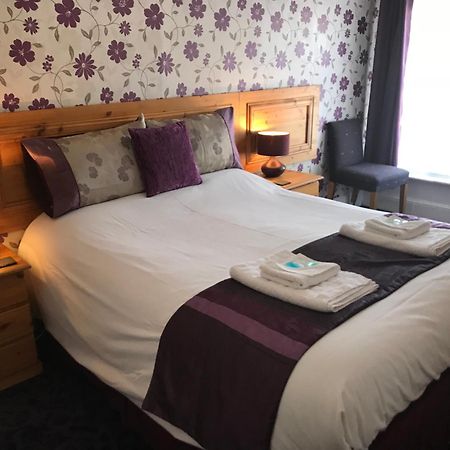 Haydee Guesthouse Great Yarmouth Bagian luar foto