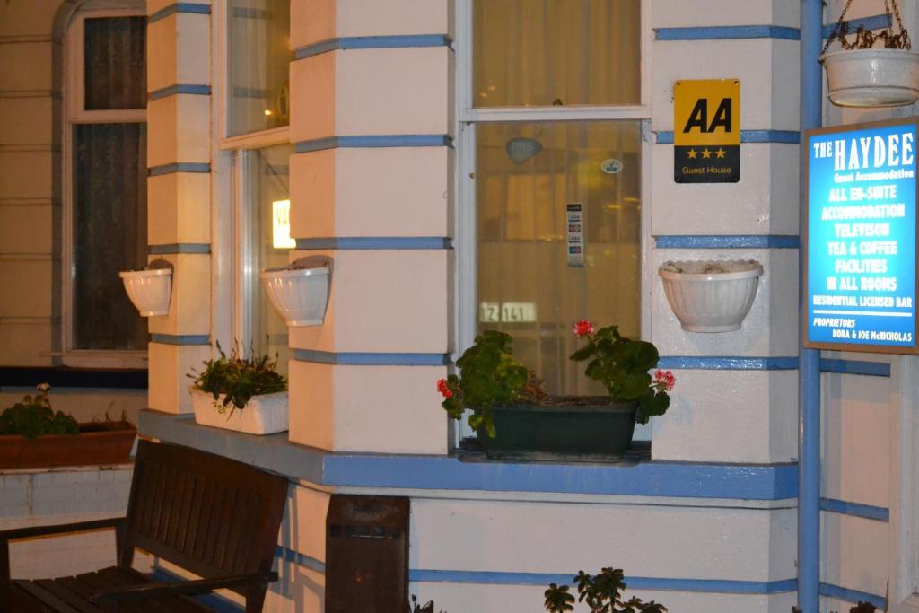 Haydee Guesthouse Great Yarmouth Bagian luar foto